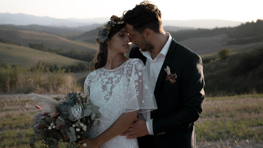 WAVE Elopement in Tuscany